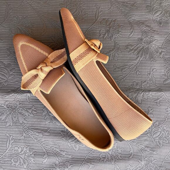 VIVAIA Pointed Toe Bow Loafers, Tan Size 40 - Picture 2 of 7